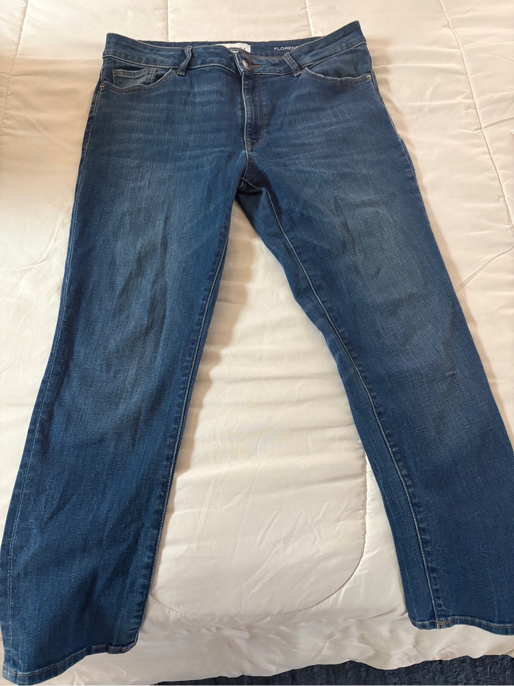 DL1961 Women’s Indigo Straight-Leg Jeans